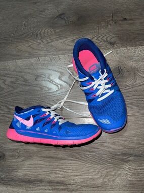 Nike Blue and Pink Women's Training Sneakers
